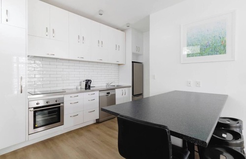 Wellington Apartamento | Spacious 3BR Retreat | City Fringe + Free Parking