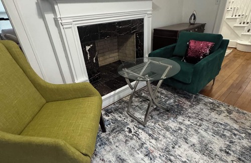 Cleveland Casa | Spacious 4-bedroom Near Cleveland Clinic, Downtown