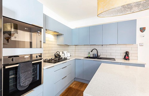Aldgate Casa | Spacious 4-Bed House near Liverpool St