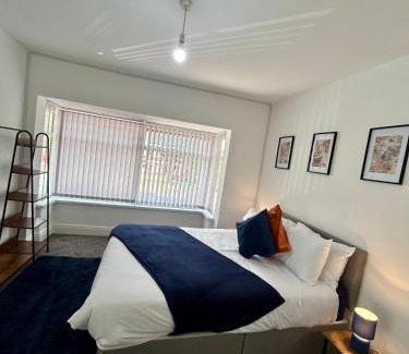 Hull Casa | Spacious 4-Bed House Parking Ideal for Contractors