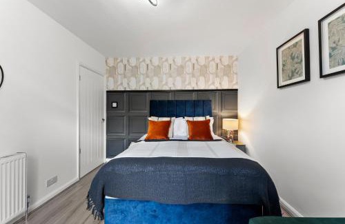 Cambridge Casa | Spacious 4 Bed In Cambridge - Garden - Games Room