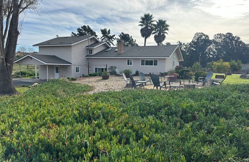 Callender Casa | Spacious 4-bedroom country home in lovely Arroyo Grande with Wi-Fi Wedding Venue