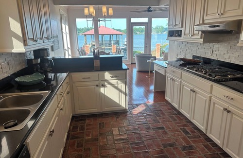 Torbert Casa | Spacious 4-bedroom and three bath house on beautiful False River.