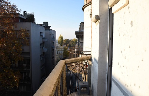 Stari Grad Apartamento | Spacious 4-bedroom apartment in pedestrian zone