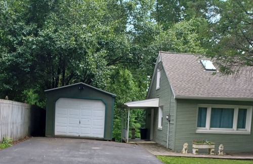 Ephrata Casa | Spacious 4-bedroom family-friendly home with outdoor space in welcoming Ephrata.
