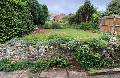 Northampton Casa | Spacious 4 Bedroom House