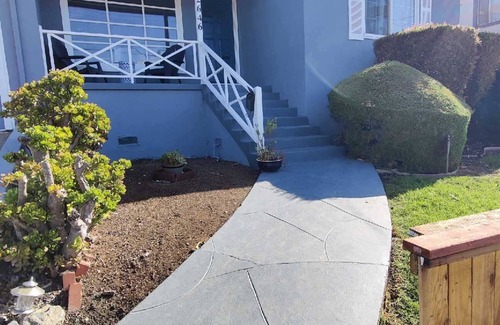 East Richmond Heights Casa | Spacious 4-bedroom house with AC, in El Cerrito CA with views of Mt. Tamalpais,