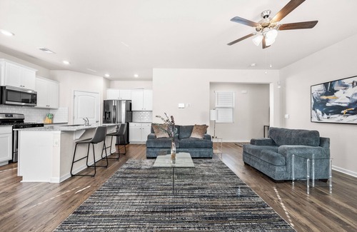 Fairburn Casa | Spacious 4-bedroom house minutes from Atlanta airport