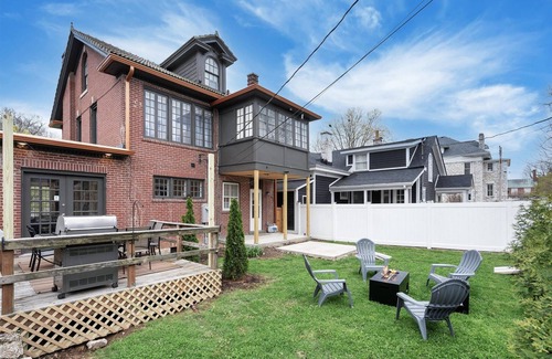 Frankfort Casa | Spacious 4-bedroom house w/ backyard in the center of Bourbon country