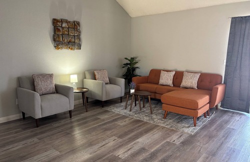 Las Vegas Casa | Spacious 4-bedroom house with WiFi and AC in amazing Las Vegas