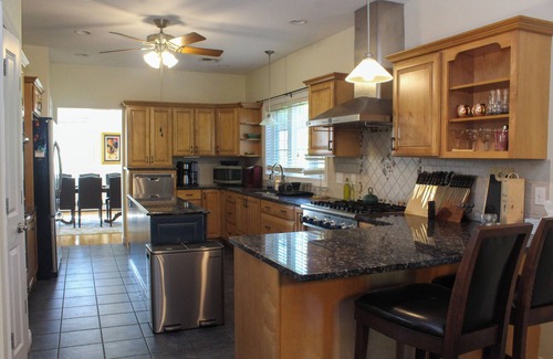Thompson Ridge Casa | Spacious 4-bedroom house in lovely Pine Bush with WiFi, AC
