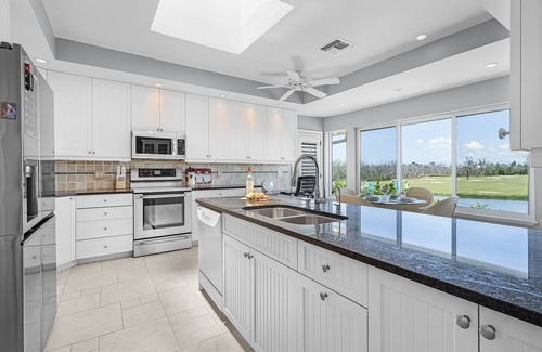 The Dunes Casa | Spacious 4-Bedroom Home with Heated Pool in Sanibel - Sanderling Point - Roelens