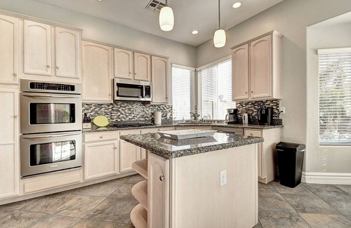 Greenfield Lakes Casa | Spacious 4-bedroom house in marvelous Gilbert!