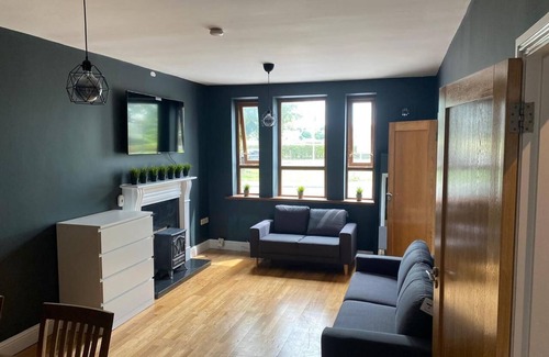 Galway City Centre Casa | No 16 Bayside , Spacious 4-bedroom house in fabulous Galway with WiFi