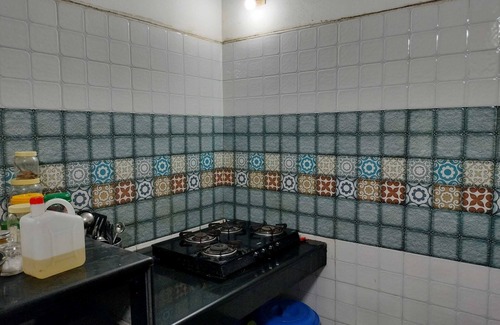 Kannur Casa | Spacious 4-bedroom house with WiFi, AC in serene Kannur