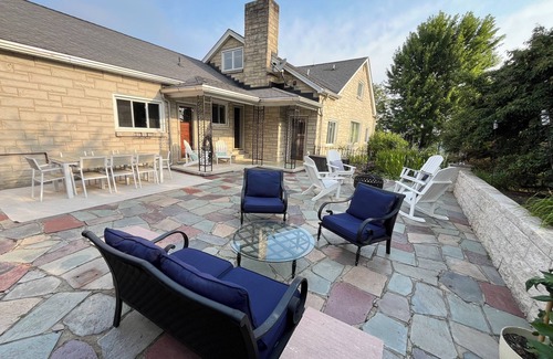 Wendel Casa | Spacious 4-bedroom house right off turnpike