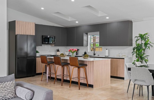 The Hammocks Casa | Spacious 4-bedroom house with heated pool in amazing Miami/ game room