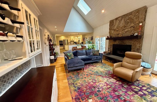 Norfolk Casa | Spacious 4-Bedroom Norfolk Home, 20-Min Walk to Gillette Stadium