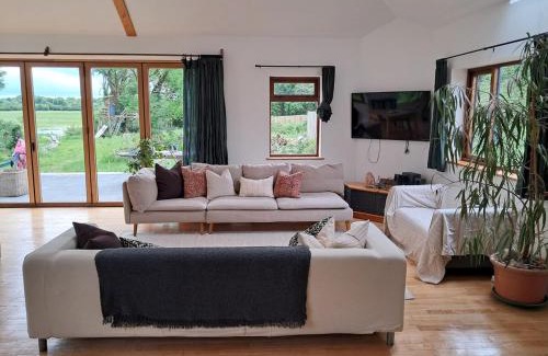Craughwell Casa | Spacious 4 bedroom retreat in peaceful location