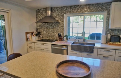 Tierrasanta Casa | Spacious 4-bedroom suburban retreat in San Diego! Backyard, BBQ, Pool & Jacuzzi