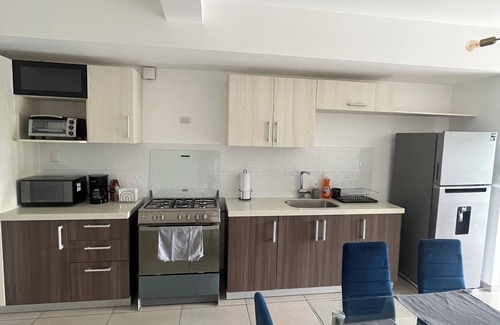 San Salvador Apartamento | Spacious 4-bedroom apartment with AC, WiFi n fabulous San Salvador, El Salvador
