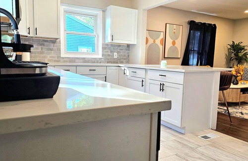 Crown Point Casa | Spacious 4-bedroom 2-bathroom house in charming Crown Point
