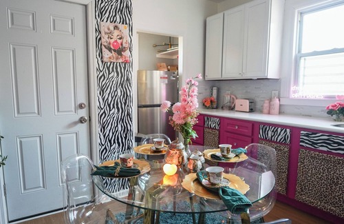 East Orange Apartamento | Spacious 4-bedroom apartment in charming East Orange with AC