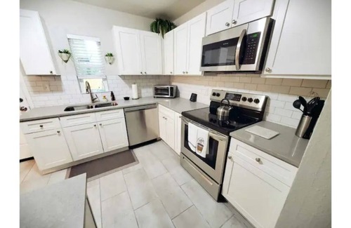 Cedar Hills Casa | Spacious 4 bedroom home with outdoor space!