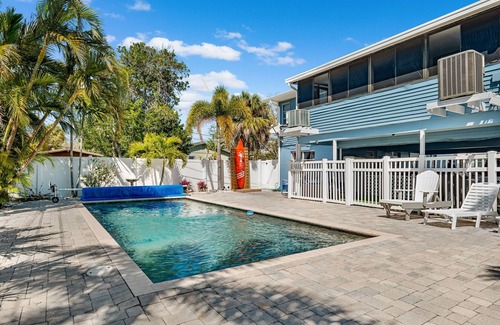 Madeira Beach Casa | Spacious 4-bedroom house in Beautiful Madeira Beach