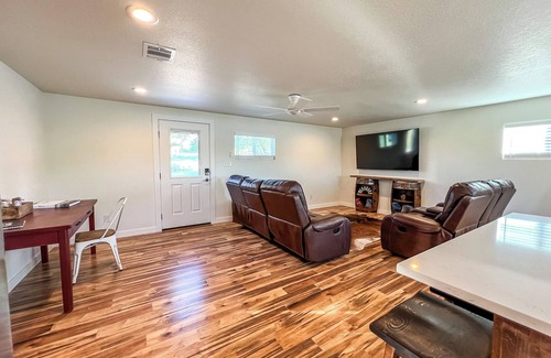 Weatherford Casa | Spacious 4-bedroom house on quiet private drive