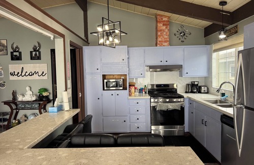Westlake Casa | Spacious 4-Bedroom Vacation House with Panoramic Ocean View - 894