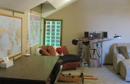 Syracuse Casa | Spacious 4-bedroom with WiFi Centrally Located in Syracuse Close to Everything