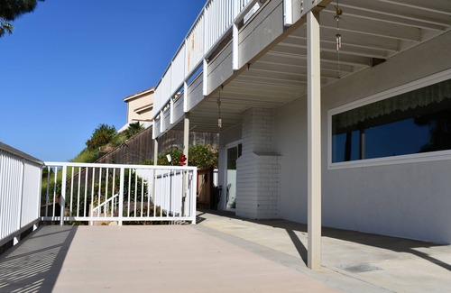 Ventura Casa | Spacious 4 BR 2 Story houe