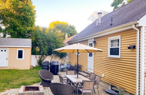 Buzzards Bay Casa | Spacious 4 BR Retreat near Water Wizz, Pond & Beaches - Perfect Family Getaway!