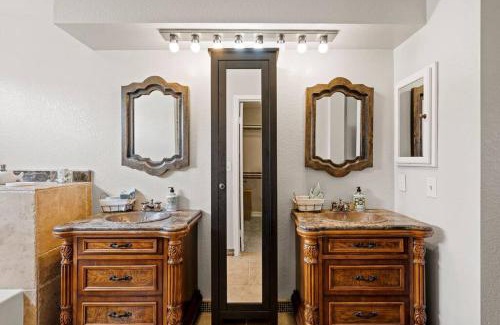Lake Elsinore Casa | Spacious 4 BR with Heated Pool & SPA And Fire Pit
