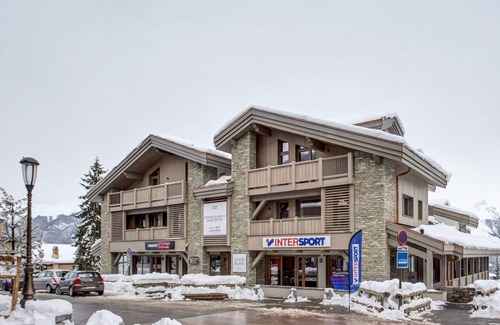 Courchevel Apartamento | Apartamento cerca de las pistas con acceso a gimnasio y estacionamiento