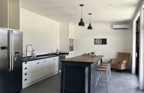 North Ridge Casa | Spacious 4BD/4BR House- Prime Osu/North Ridge Area
