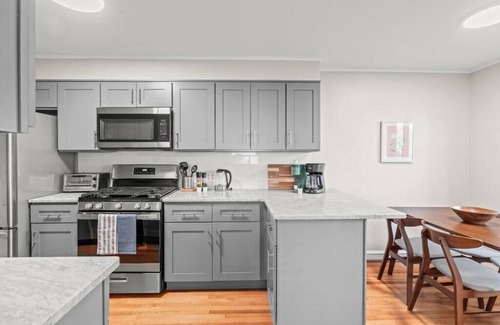 Merion Station Casa | Spacious 4BDR Home In Merion Hosted By StayRafa