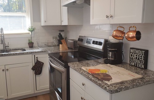 Riverdale Casa | Spacious 4bdrm/3bth Home- 14 min to Airport