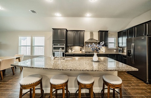 Keller Casa | Spacious 4bed/3bath Fort Worth Retreat W/ Gym Equipment