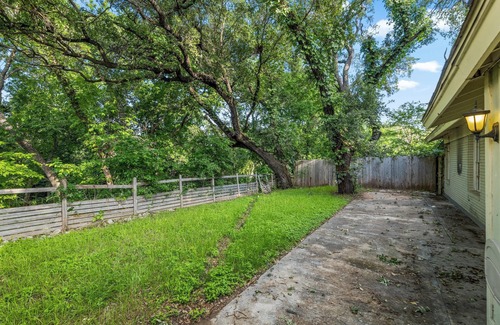 South Manchaca Casa | Spacious 4Bed Home in South Atx! Monthly Rental!