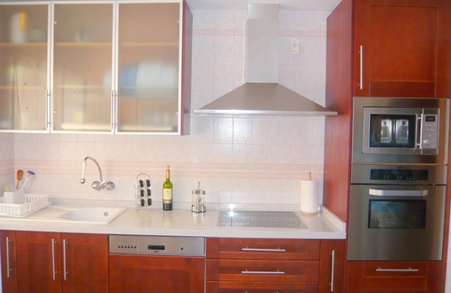 Costa del Sol Apartamento | Amplio piso de 4 habitaciones a solo 110m de la playa. Piscina, A/C capacidad 7