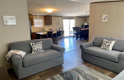 Elephant Butte Casa | Spacious 4BR, 2BA Close to Elephant Butte Lake, and the Golf Course!
