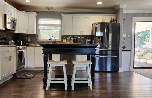 Cedar Bluff Casa | Spacious 4BR/3BA home with a private pool, just a short drive to Neyland Stadium