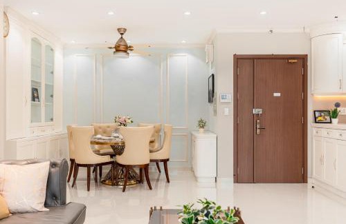 District 4 Apartamento | Spacious 4BR apat at Saigon Centre with pool, supermarket, view