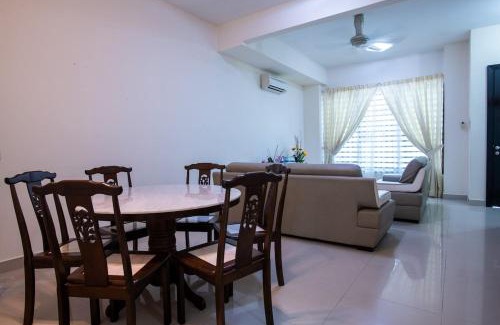 Kampung Terang Casa | Spacious 4BR Double Storey Home Balik Pulau