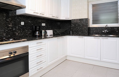 Esquerra de l'Eixample Apartamento | Amplio 4BR Retiro Familiar Cerca de Plaza Universidad