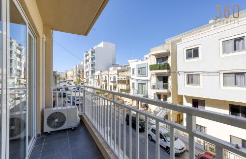 Tal-Ibrag Apartamento | Spacious 4BR home in the heart of central Swieqi by 360 Estates