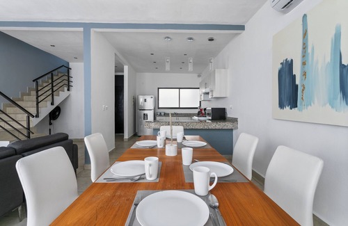 Jacinto Pat Casa | Spacious 4BR House/3 Floors/Terraces & great Views