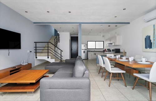 Jacinto Pat Casa | Spacious 4BR House/3 Floors/Terraces & great Views